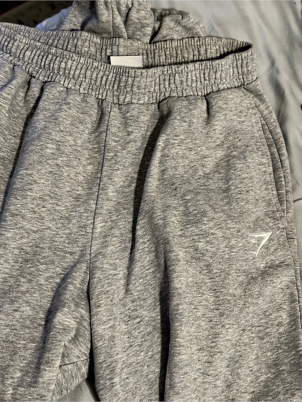 GYMSHARK Crest Joggers Gray Small